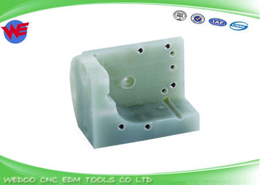 A290-8110-Y761 F309 Fanuc Isolatorplatte untere Führungsbasis a-C