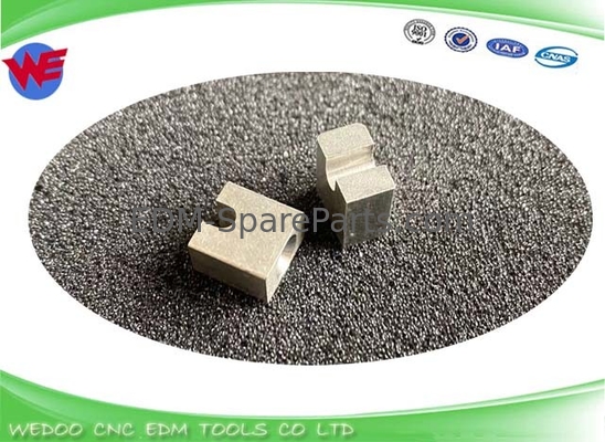 A290-8120-Z782 ELEKTRODHOLDER FANUC EDM Ersatzteile 10*10*6mm