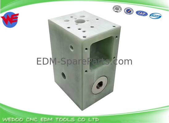 20EC090A101=2 Isolatorkopfteile Makino EDM 120*80*65mm