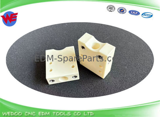 3085759 118616B 1218540 Sodick Ersatzteile Keramische Isolationsplatte 57.5x50x20T